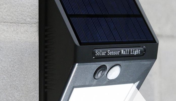 How to choose small solar wall light in China?